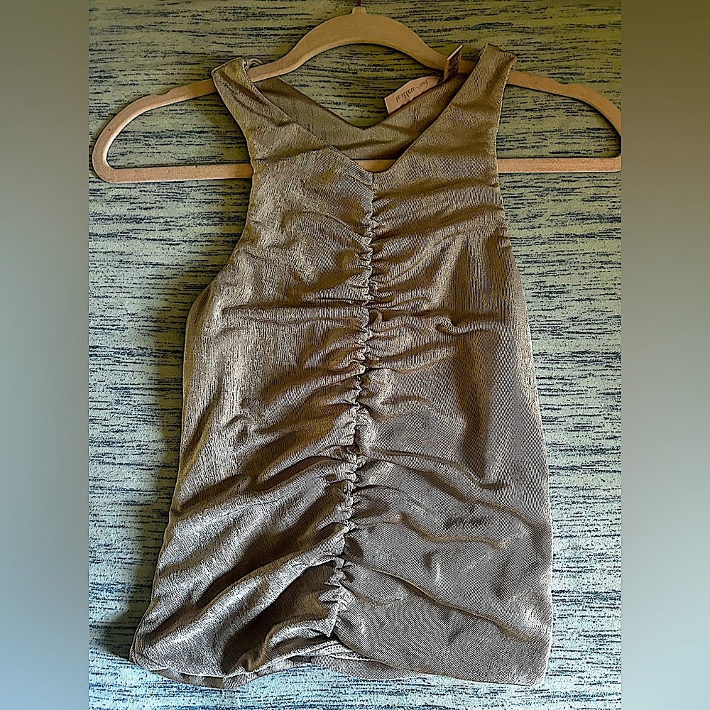 Willow & Root shirt with scrunching